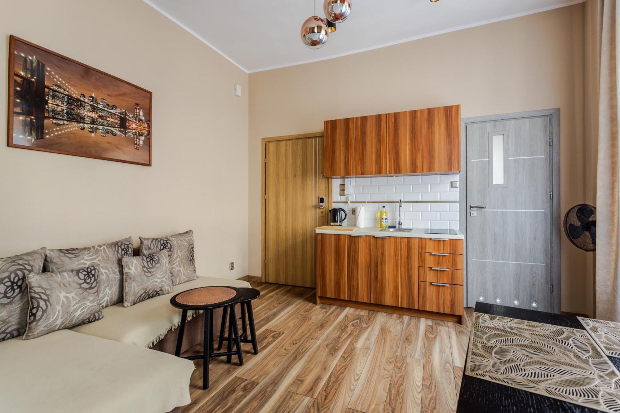 Functional And Comfortable Very Berry Studios In Poznan By Noclegi Renters Exterior photo