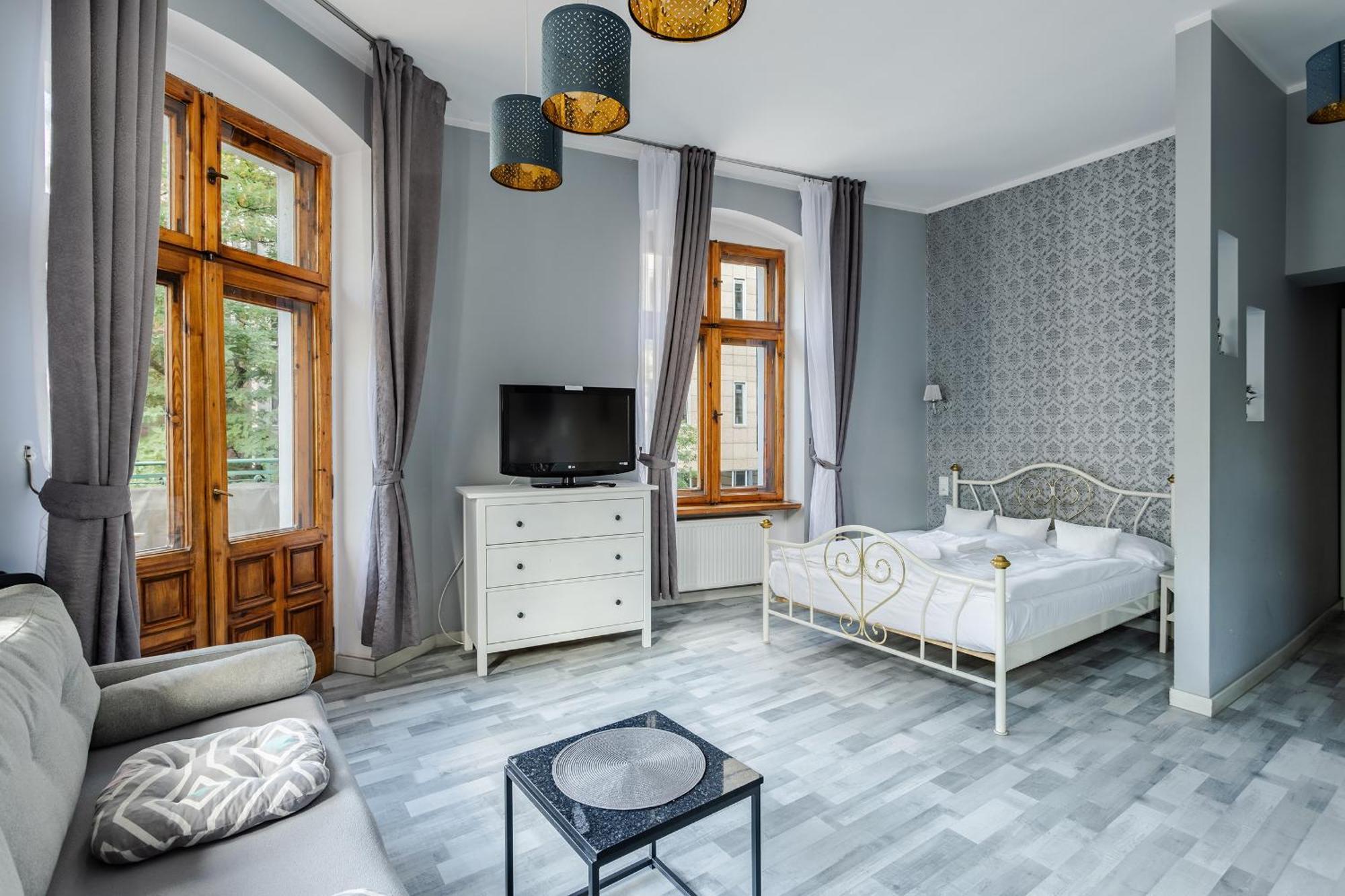 Functional And Comfortable Very Berry Studios In Poznan By Noclegi Renters Exterior photo